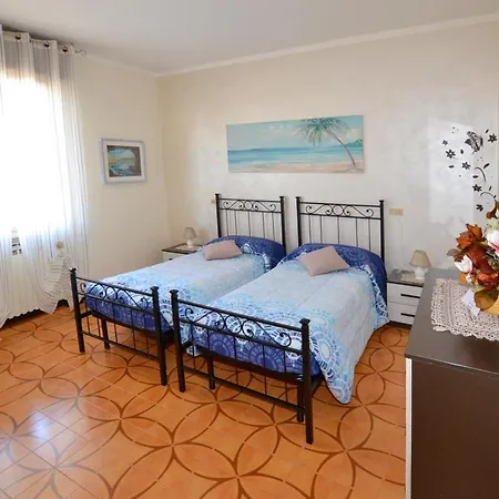 Holiday home Casa Patty *